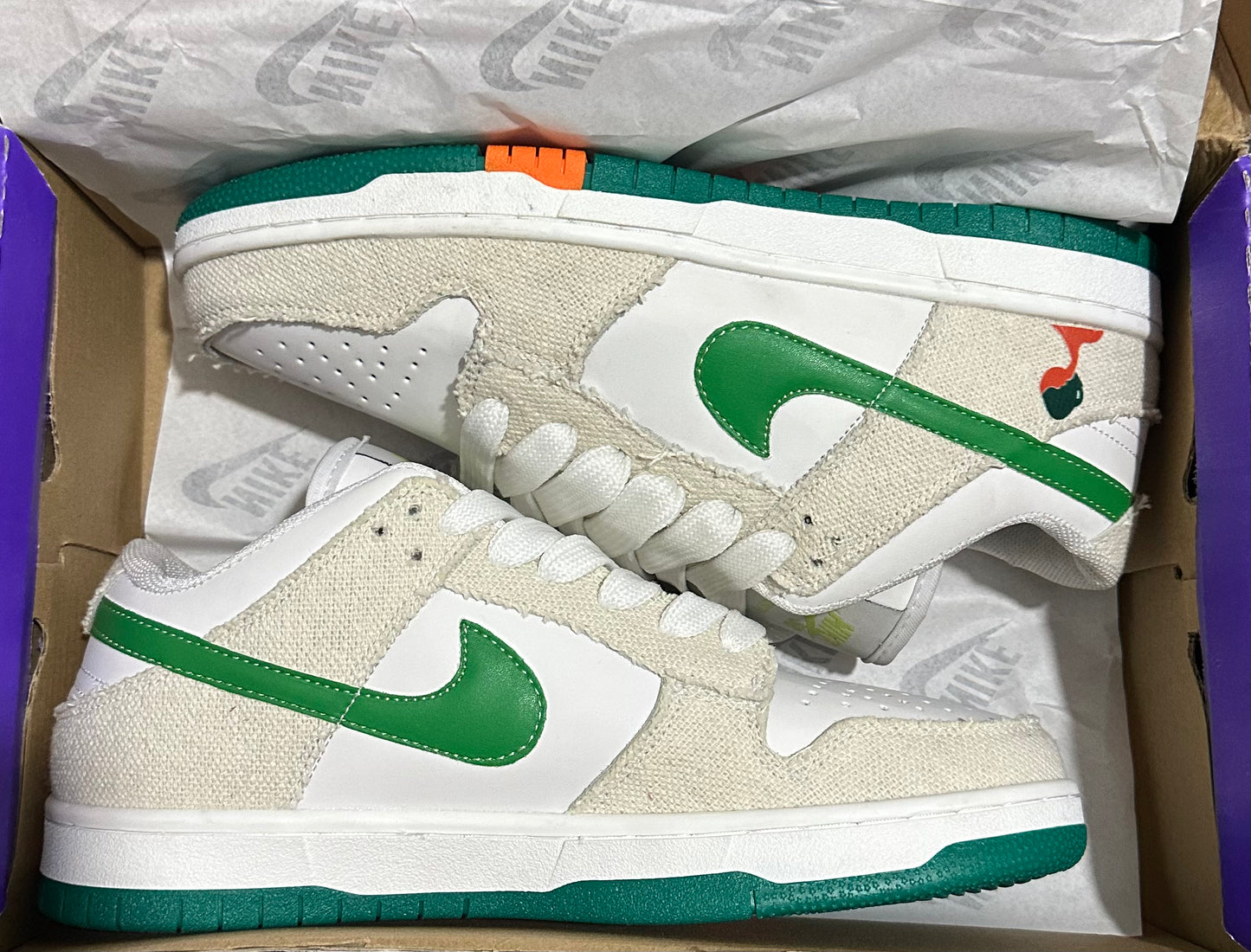 Nike SB Dunk Low “White Malachite Green