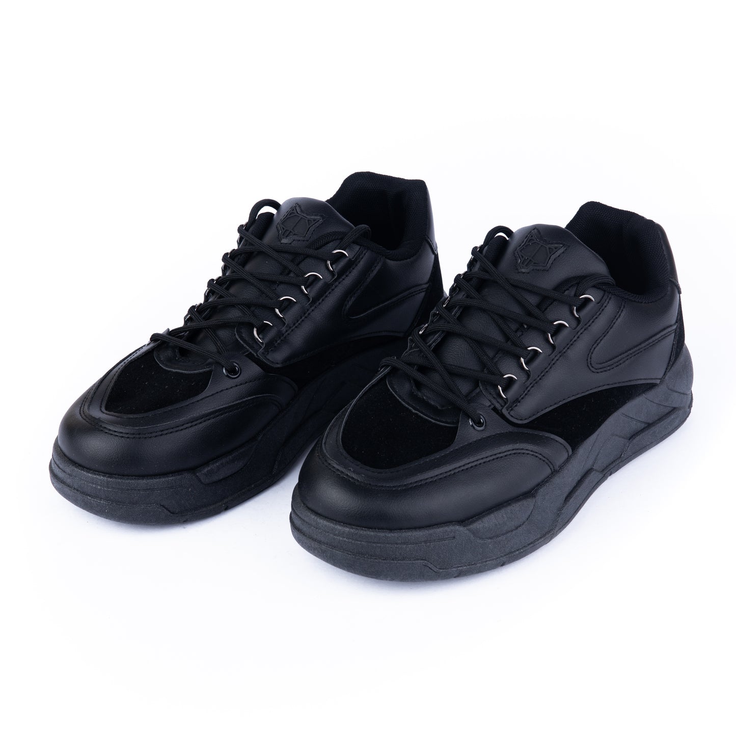 Chunky Sole Sneaker – All Black