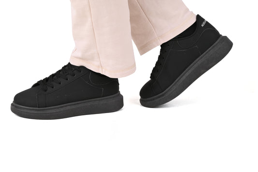 Alexander McQueen Style Unisex Black Sneakers – Chunky Sole