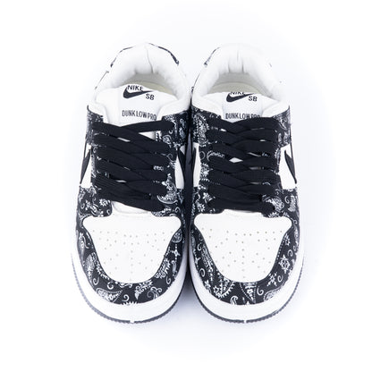 Nike SB Dunk Low – Bandana Print