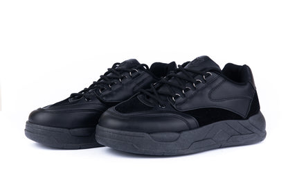 Chunky Sole Sneaker – All Black