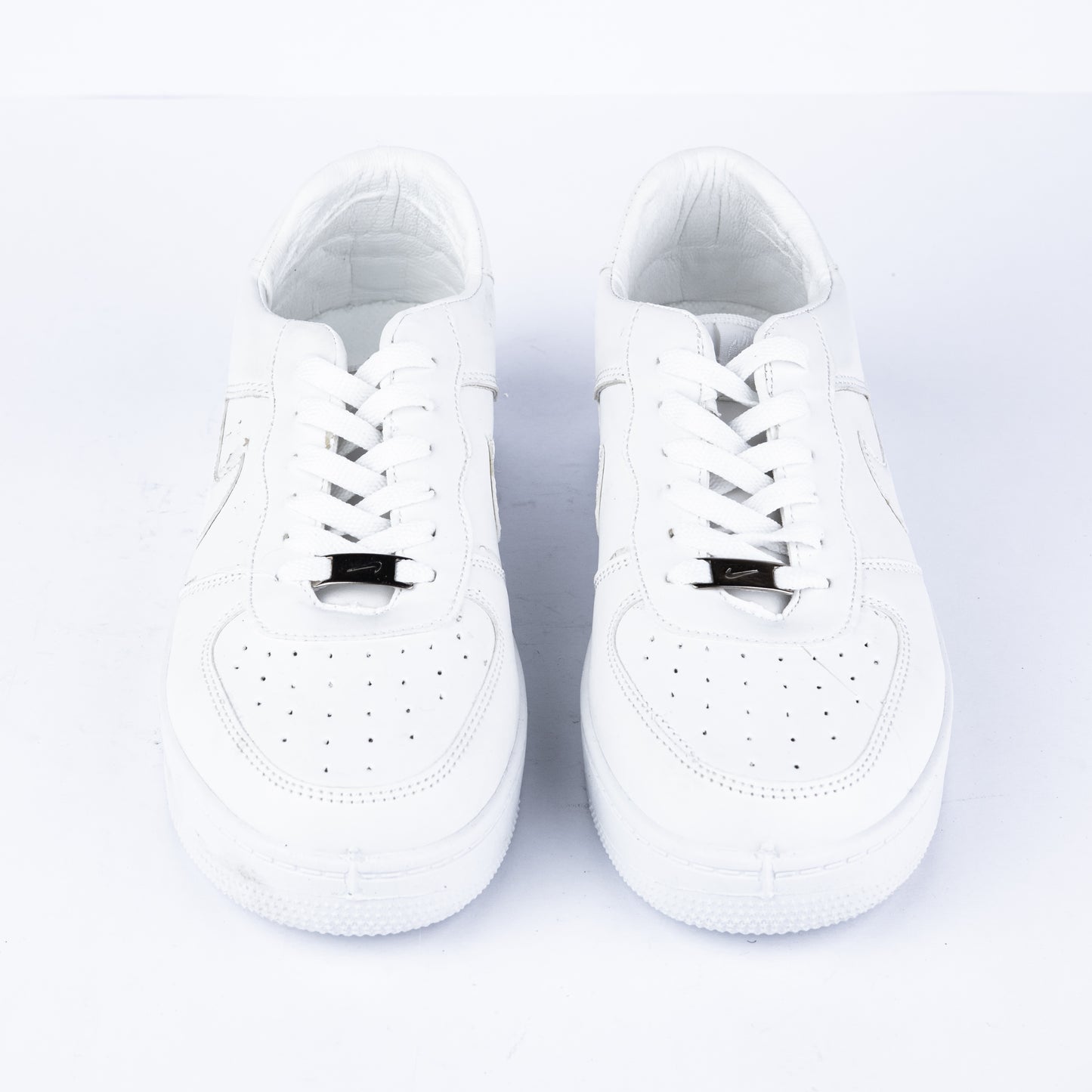 Nike Air Force 1 – Triple White